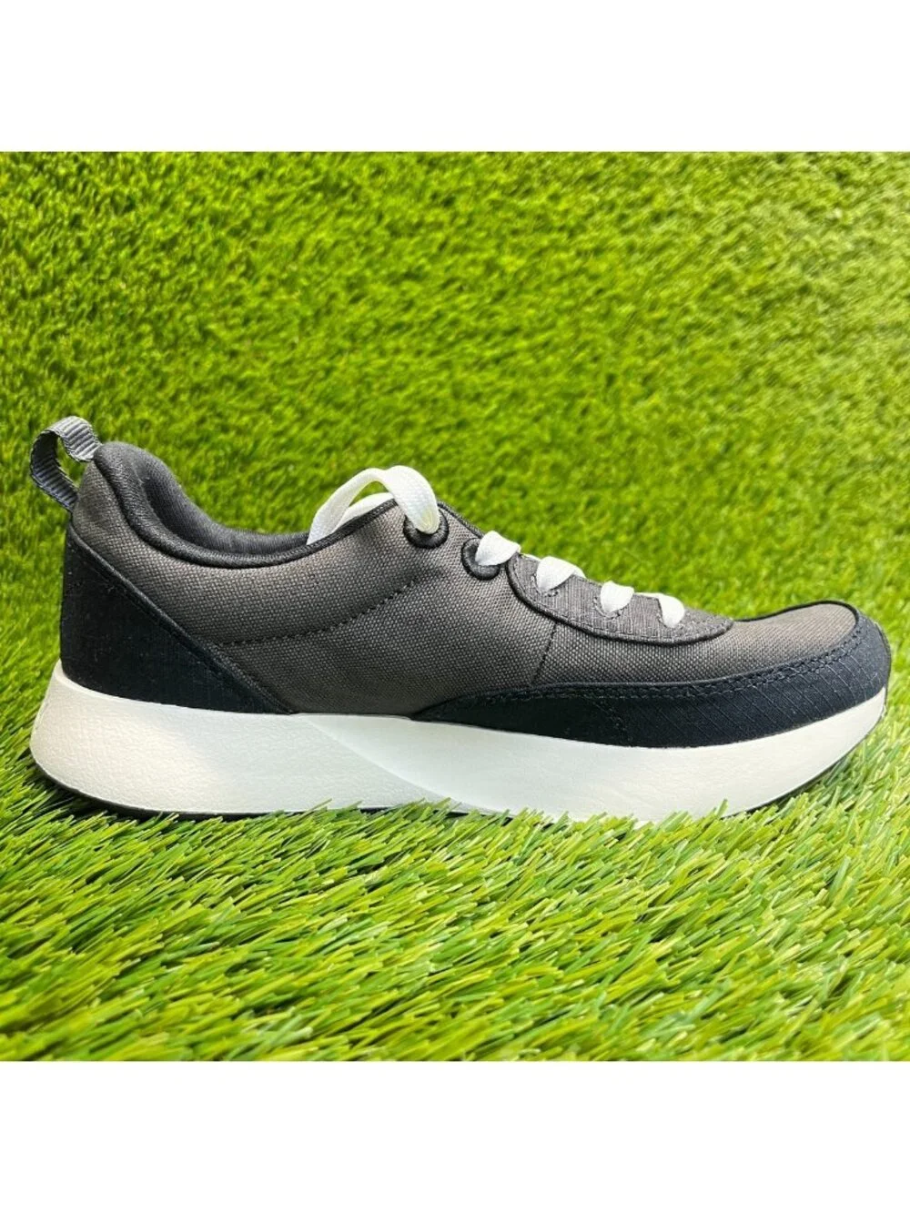 Allbirds Courier Womens Size 6 Black White Athletic Running Shoes Sneakers